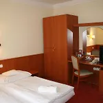 Korona Panzio Budapest