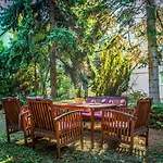 Bed and breakfast Korona Panzió 3*