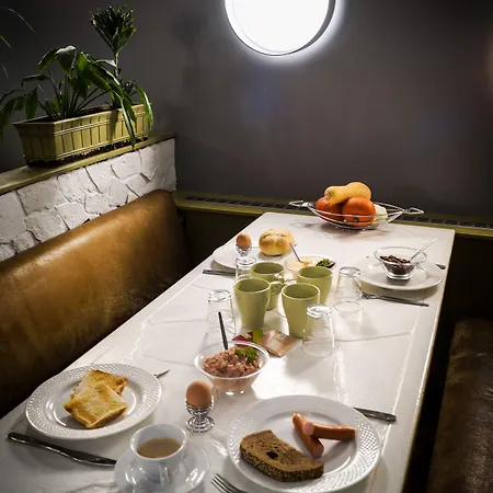 Korona Panzio Bed & Breakfast 3*