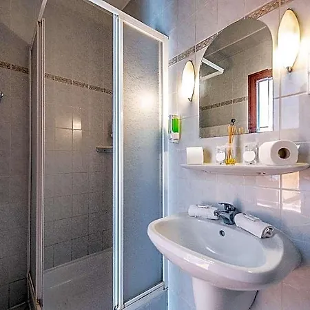 Korona Panzio Bed & Breakfast 3*
