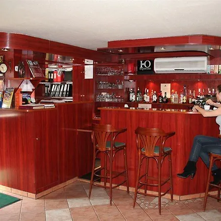 Oda ve Kahvaltı Korona Panzio Budapeşte