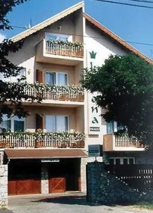 Oda ve Kahvaltı Korona Panzio 3*