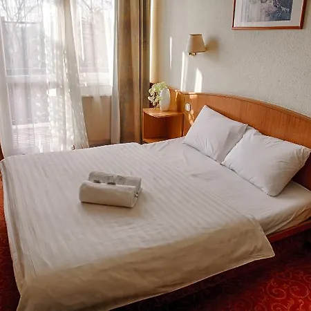 Korona Panzio Bed & Breakfast Budapest