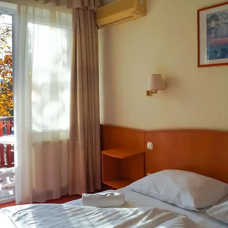 Bed and breakfast Korona Panzió Budapest