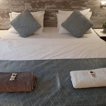 Korona Panzio 3* Budapešť