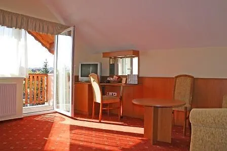 Bed & Breakfast Korona Panzio 3*