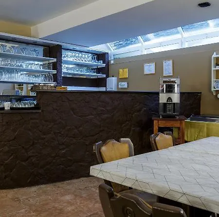 Korona Panzio Bed & Breakfast 3*