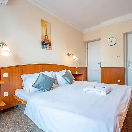 Bed & Breakfast Korona Panzio Budapešť
