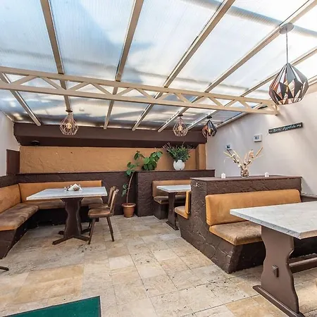 Korona Panzio Bed & Breakfast Budapest