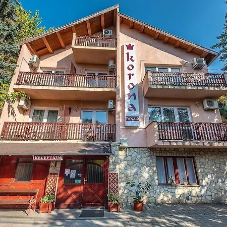 Korona Panzio 3*