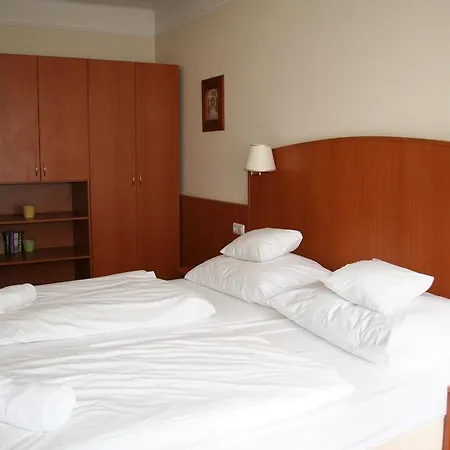 Korona Panzio Budapest