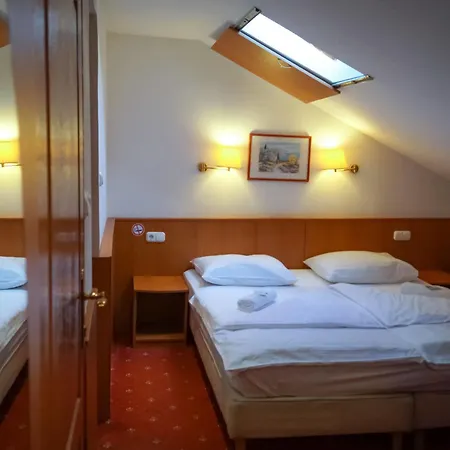 Bed & Breakfast Korona Panzio Budapest