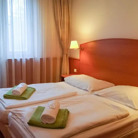 Bed & Breakfast Korona Panzio